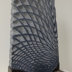 Moving pattern 2013, Belgisch hardsteen en staal (65x38x5) € 5000